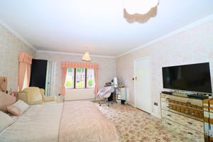 Photo 27- click for photo gallery